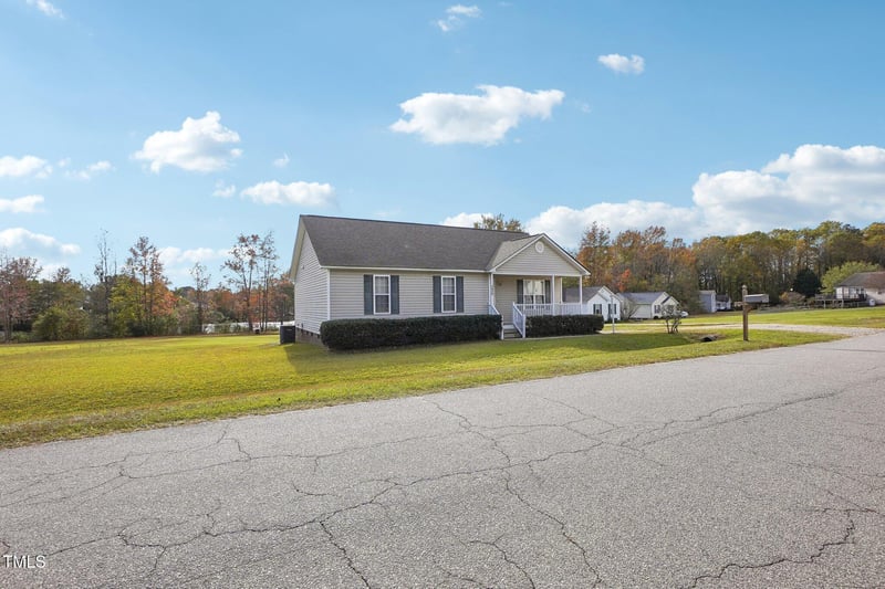 5820 Holland Farms Way, Raleigh, NC 27603