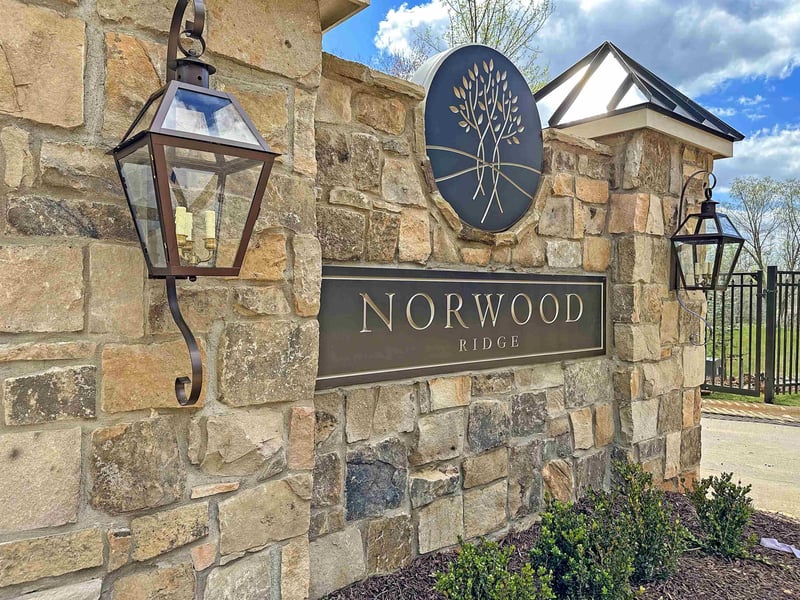 5820 Norwood Ridge Dr, Raleigh, NC 27614