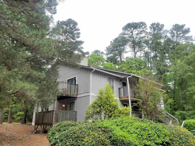 5820 Pointer Dr #202, Raleigh, NC 27609