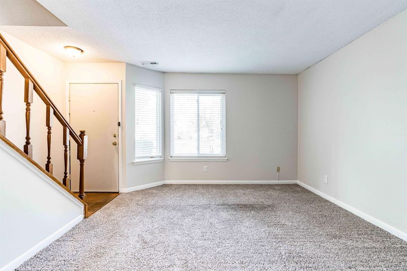 5820 Shady Grove Cir, Raleigh, NC 27609