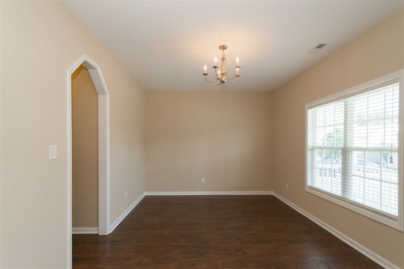 5820 Wynmore Rd, Raleigh, NC 27610