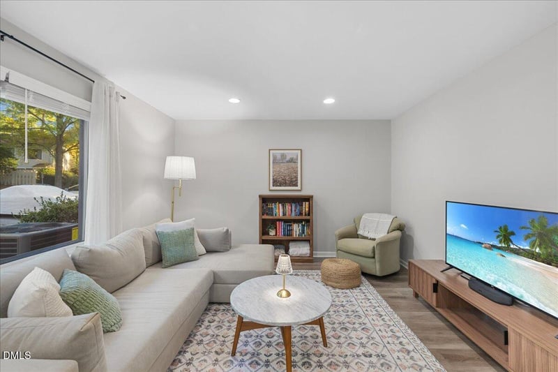 5821 Mapleridge Rd, Raleigh, NC 27609