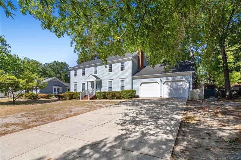 5821 Waldwick Rd, Fayetteville, NC 28311