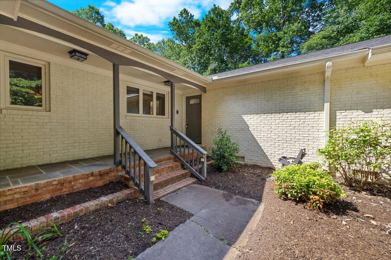 5822 Country Lane Dr, Durham, NC 27705