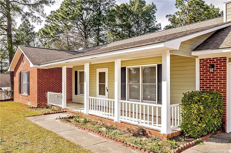 5822 Ridgecrest Dr, Hope Mills, NC 28348