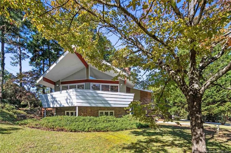 5822 Woodhaven Cir, Fayetteville, NC 28311