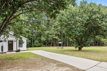 5823 Hadrian Dr, Durham, NC 27703