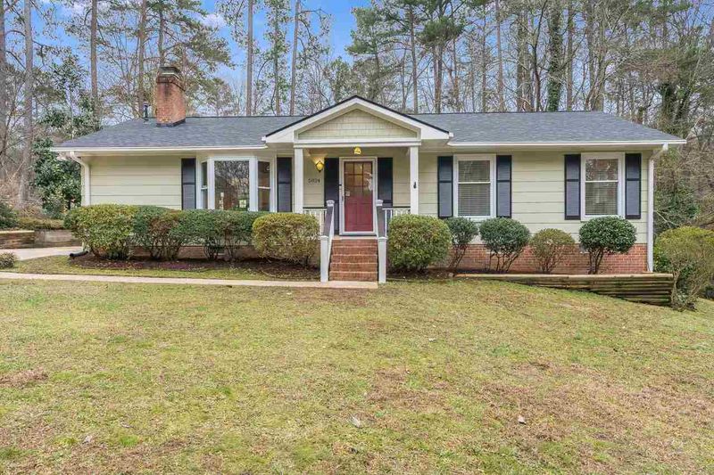 5824 Caledonia St, Raleigh, NC 27609