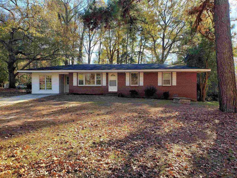 5824 Coffey St, Raleigh, NC 27604
