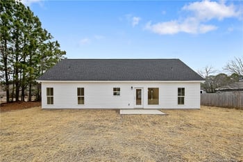 5824 Fairway Dr, Hope Mills, NC 28348