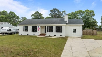 5824 Labonte Dr, Hope Mills, NC 28348
