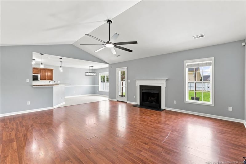5824 Nesee St, Fayetteville, NC 28314