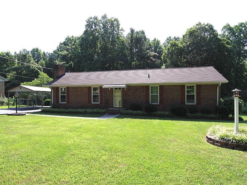 5824 Ridgeview Rd, Durham, NC 27712