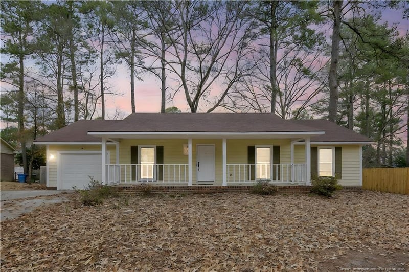 5824 Tuckertown Ln, Fayetteville, NC 28314