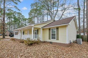 5824 Tuckertown Ln, Fayetteville, NC 28314