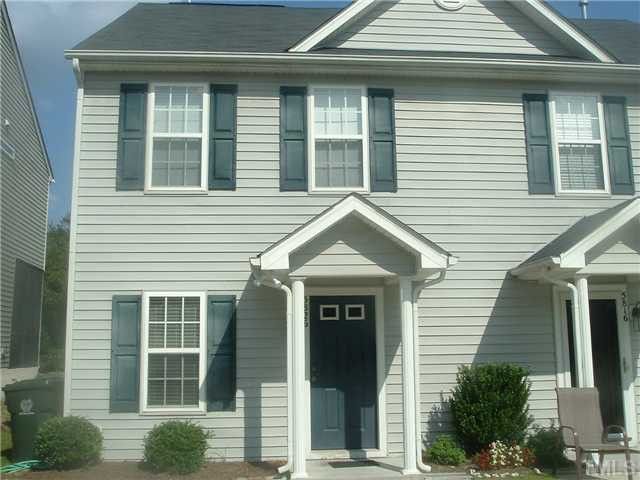 5826 Osprey Cove Dr, Raleigh, NC 27604
