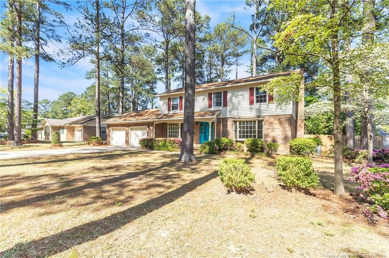 5826 Weatherford Rd, Fayetteville, NC 28303