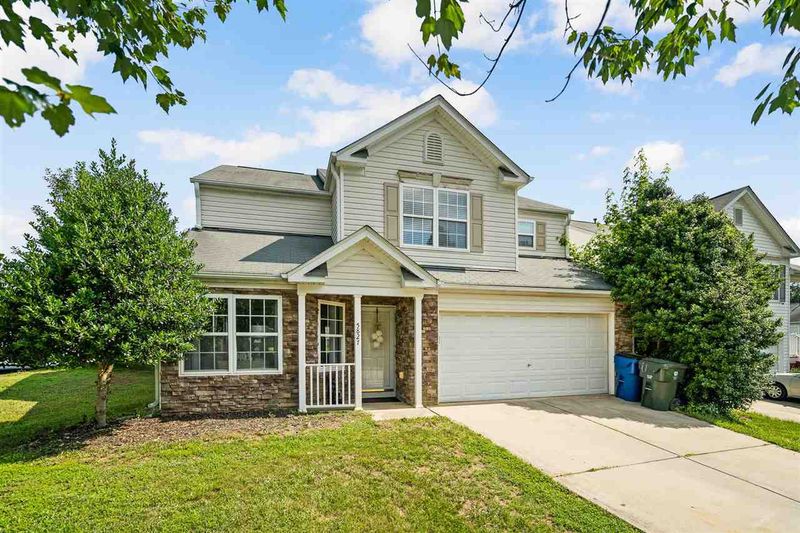 5827 Finestra Way, Raleigh, NC 27610