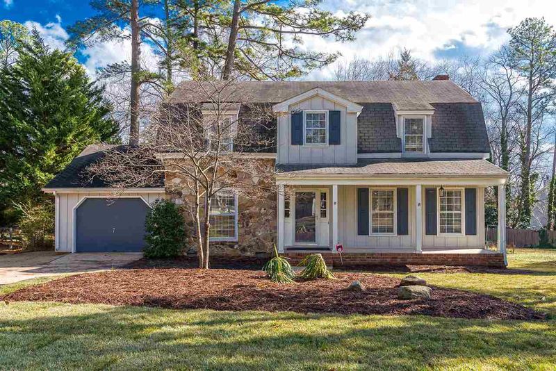 5828 Morning Forest Dr, Raleigh, NC 27609
