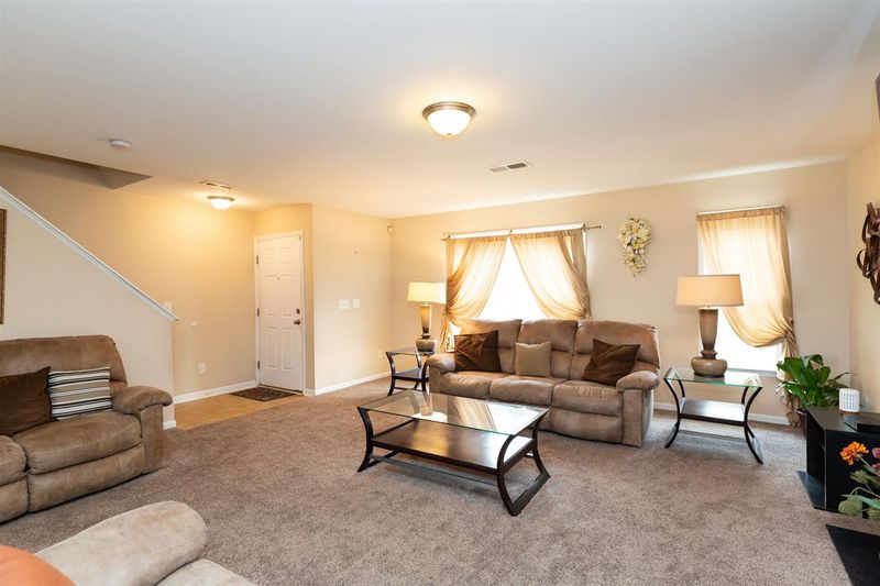 5829 Flat Fern Dr, Raleigh, NC 27610