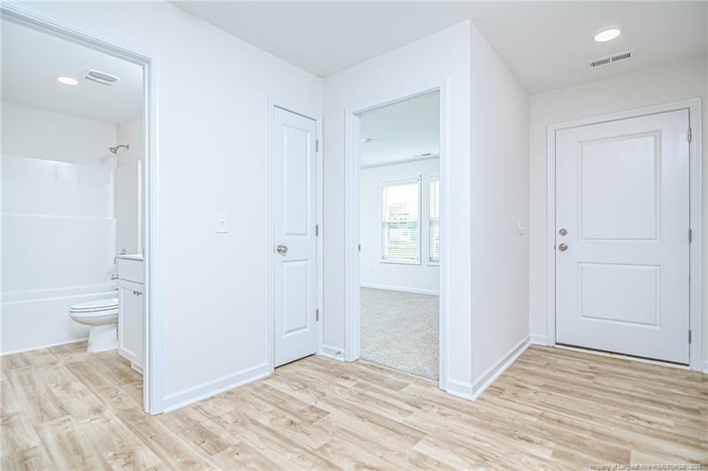 5829 Panther Dr, Hope Mills, NC 28348