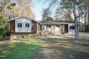 5829 Sandstone Dr, Durham, NC 27713