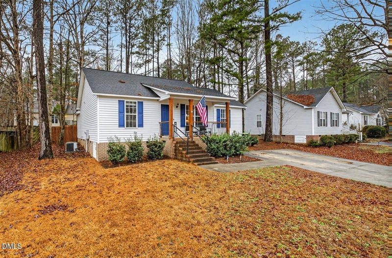 5829 Seward Dr, Knightdale, NC 27545