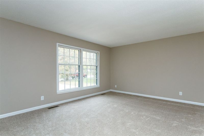 5829 Shamrock Rd, Durham, NC 27713