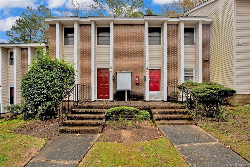 583 Winding Creek Rd #F, Fayetteville, NC 28305