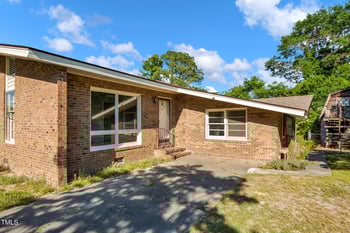 5830 Mcdougal Dr, Fayetteville, NC 28304