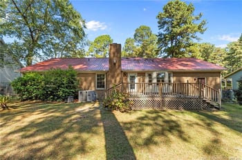 5831 Pettigrew Dr, Fayetteville, NC 28314