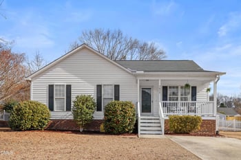 5832 Running Water Ct, Fuquay Varina, NC 27526