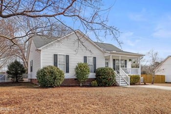 5832 Running Water Ct, Fuquay Varina, NC 27526