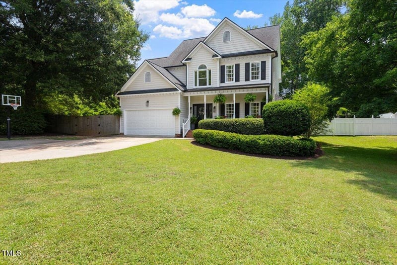 5833 Dahlberg Dr, Raleigh, NC 27603