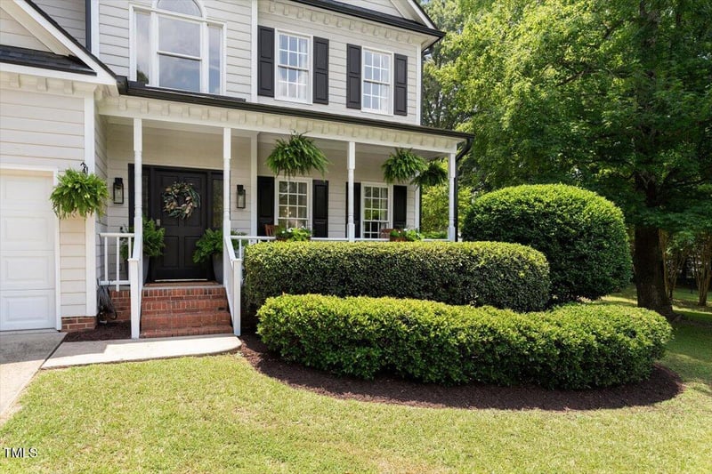 5833 Dahlberg Dr, Raleigh, NC 27603