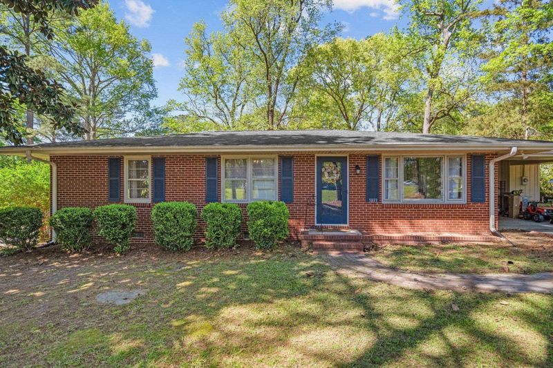 5833 Farmwell Rd, Raleigh, NC 27610