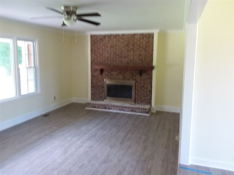 5833 Nc 39 Hw, Selma, NC 27576