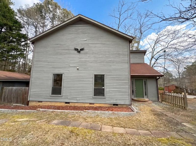 5834 Waters Edge Dr, Fayetteville, NC 28314