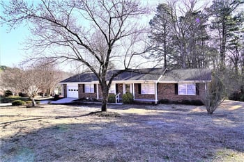 5836 Arbutus Trl, Fayetteville, NC 28311