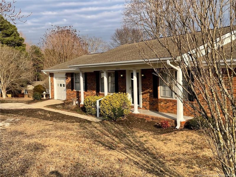 5836 Arbutus Trl, Fayetteville, NC 28311