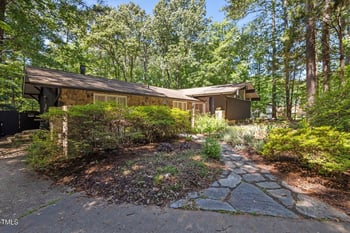 5836 Sandstone Dr, Durham, NC 27713