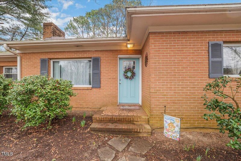 5838 N Roxboro Rd, Durham, NC 27712