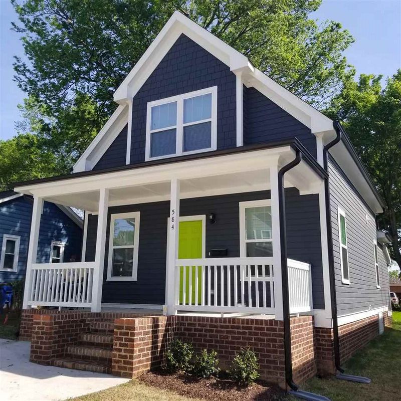 584 E Cabarrus St, Raleigh, NC 27601