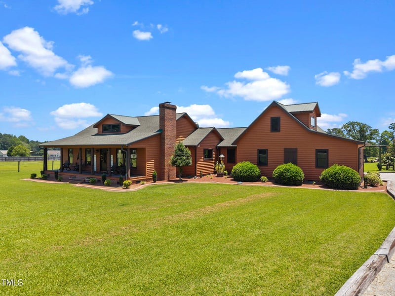 584 Mann Rd, Coats, NC 27521