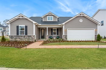 584 Providence Creek Dr, Fuquay Varina, NC 27526