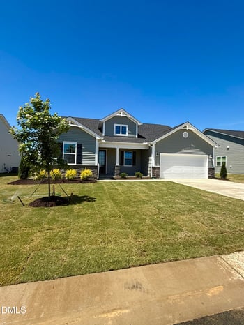 584 Providence Creek Dr, Fuquay Varina, NC 27526