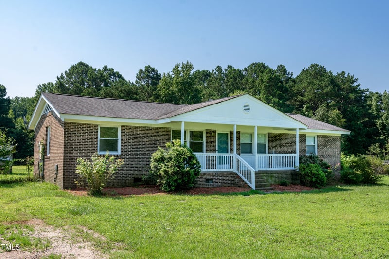 5840 Rocking Chair Dr, Youngsville, NC 27596