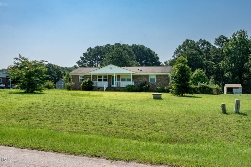 5840 Rocking Chair Dr, Youngsville, NC 27596