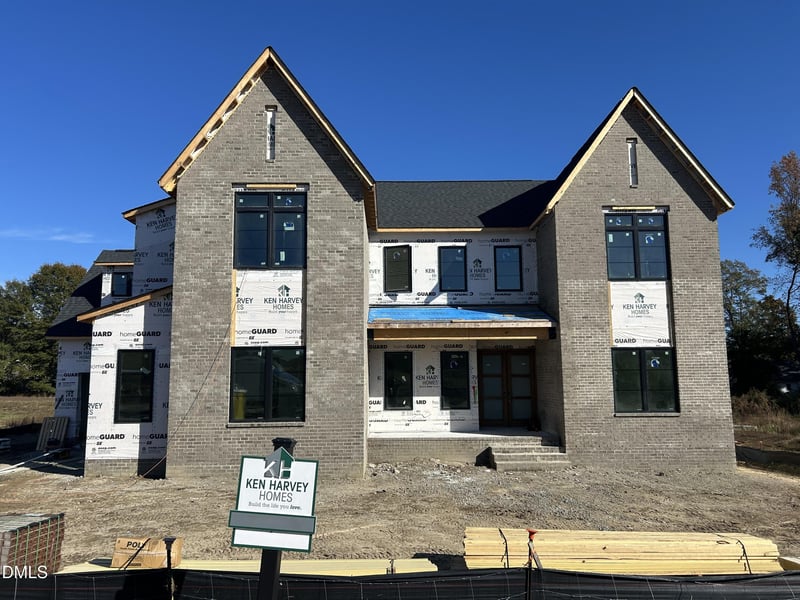 5841 Carriage Gate Dr, Raleigh, NC 27603