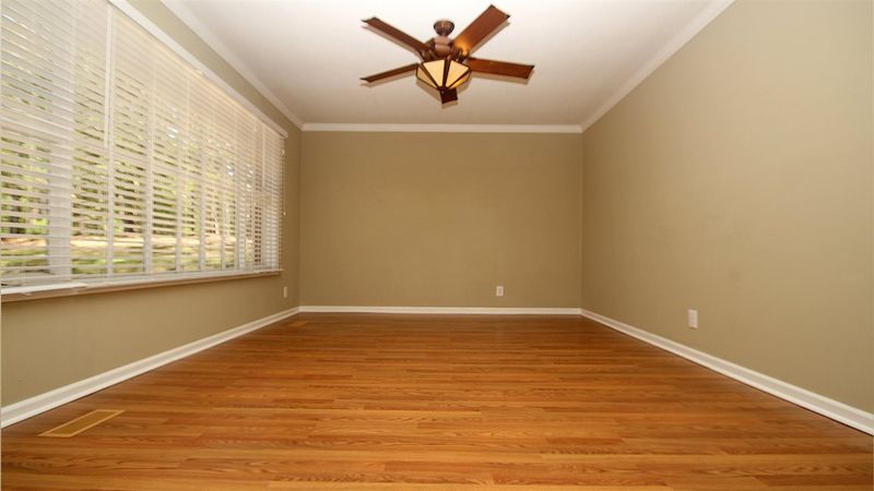 5841 Sandstone Dr, Durham, NC 27713